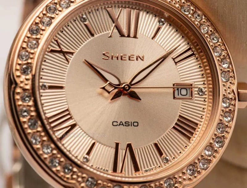 Casio Casio Sheen SHE-4057PG-4AUER  — детали корпуса и сталь с ip покрытием