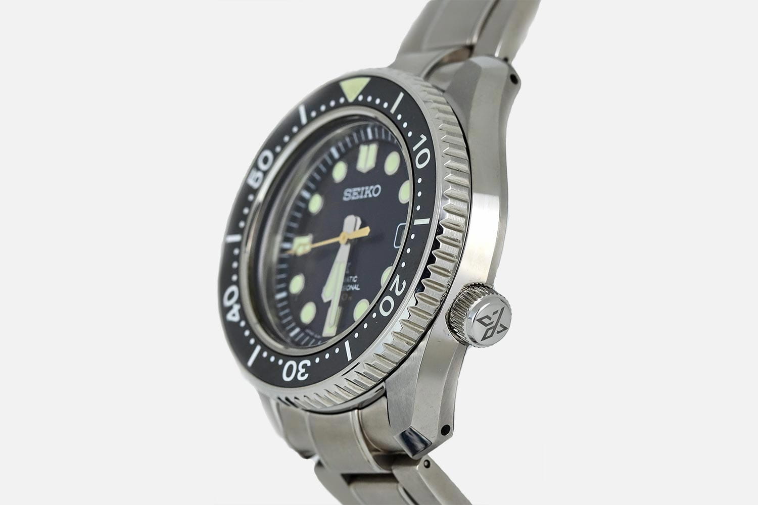 Seiko Seiko Prospex SLA021J1, prospex япония мужские часы на браслете нержавеющая сталь боковой вид