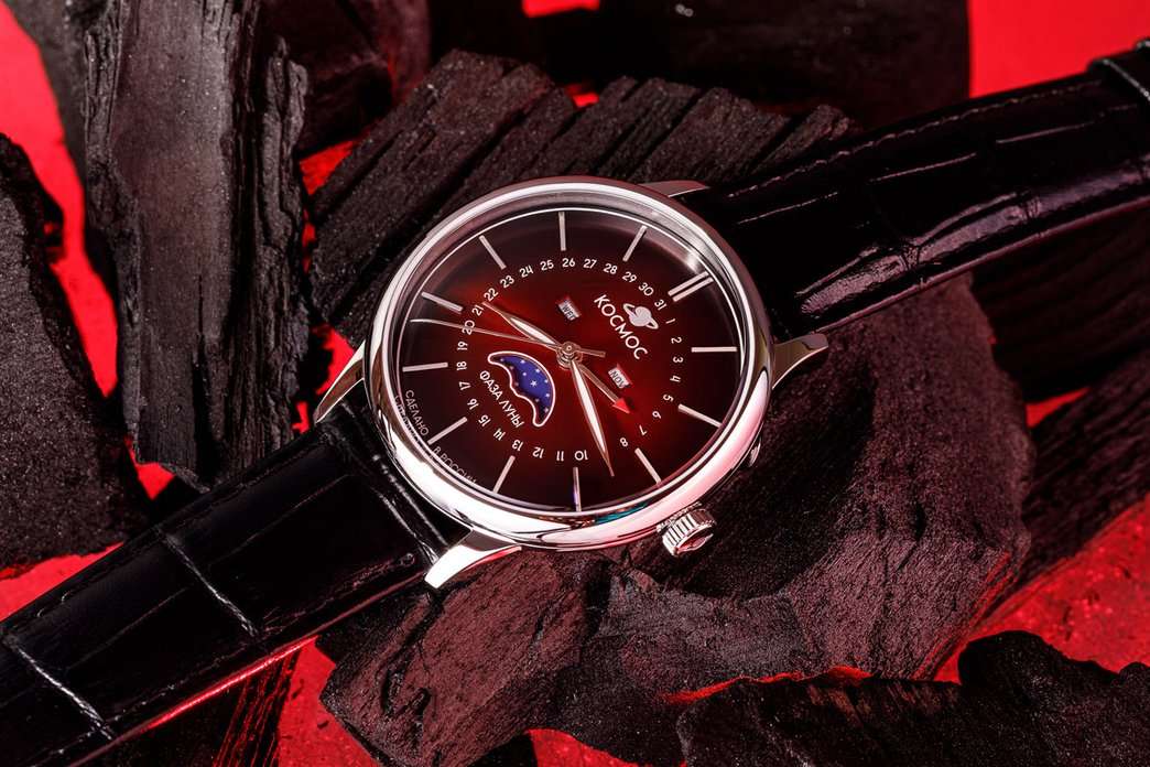 Космос Космос Сатурн K 067.11.35 мужские часы красный циферблат на запястье
