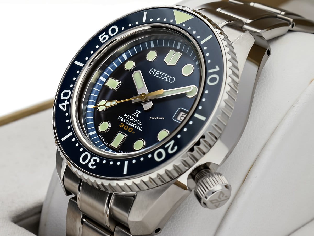 Seiko Seiko Prospex SLA023J1, prospex япония мужские часы на браслете нержавеющая сталь боковой вид