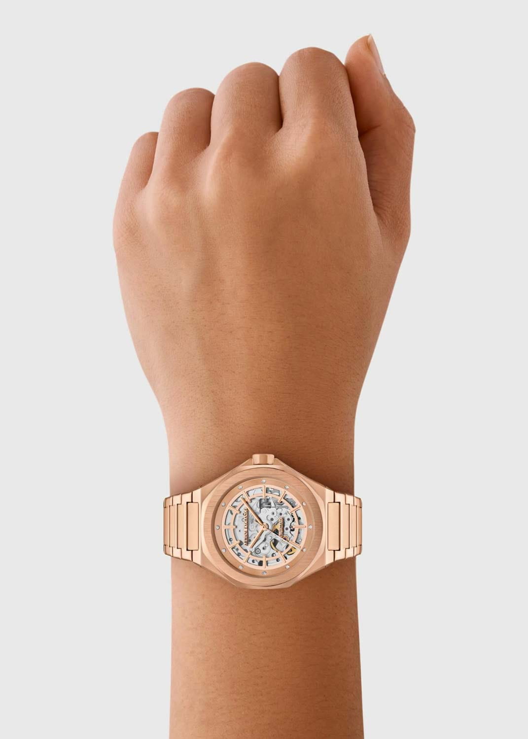 Armani Exchange Armani Exchange Andrea AX4619 , наручные женские часы фото под углом