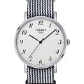 Tissot Tissot Everytime Medium T109.410.18.032.00 Everytime T1094101803200 кварцевые мужские часы белый циферблат, браслет тканевый — вид спереди