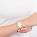 Guess Guess GW0033L3  американские женские часы на браслете сталь с ip покрытием боковой вид