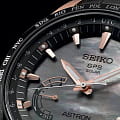 Seiko Seiko Astron GPS Solar SSE105J1, astron gps япония мужские часы на браслете кожаный боковой вид