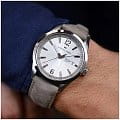 Hamilton Hamilton Broadway Day Date Quartz H43311915 кварцевые мужские часы часы крупный план серебристый циферблата