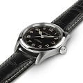 Hamilton H70405730 мужские часы застежка крупным планом