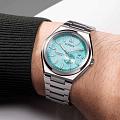 Citizen Citizen Super Titanium NJ0180-80M , наручные мужские часы фото под углом