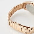 DKNY DKNY Chambers Midi DK1L016M0075,  сша женские часы на браслете нержавеющая сталь с ip-покрытием боковой вид